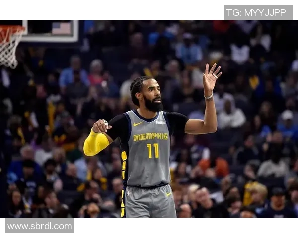 迈克康利：从默默无闻到NBA明星的奋斗历程与成就解析